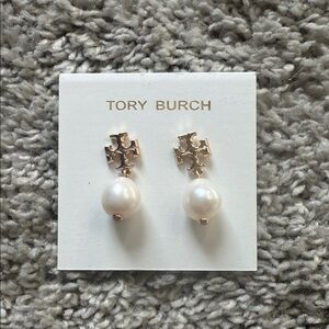 Tory Burch Gold and Cream Pearl Drop Earrings